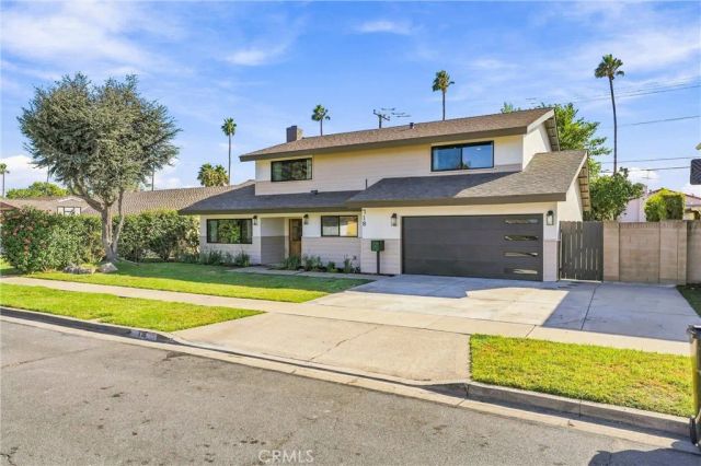 718 Kenoak, Placentia, CA 92870