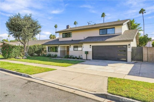 718 Kenoak, Placentia, CA 92870