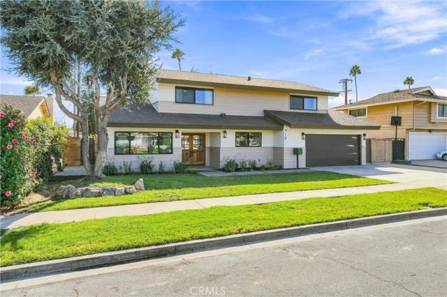 718 Kenoak, Placentia, CA 92870