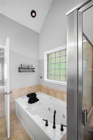 3925 Philpark Drive, Winston-salem, NC 27106