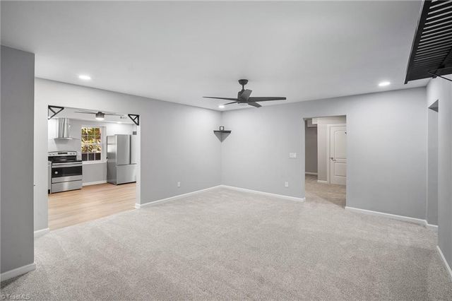 3925 Philpark Drive, Winston-salem, NC 27106