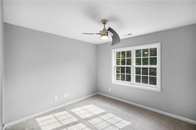 3925 Philpark Drive, Winston-salem, NC 27106