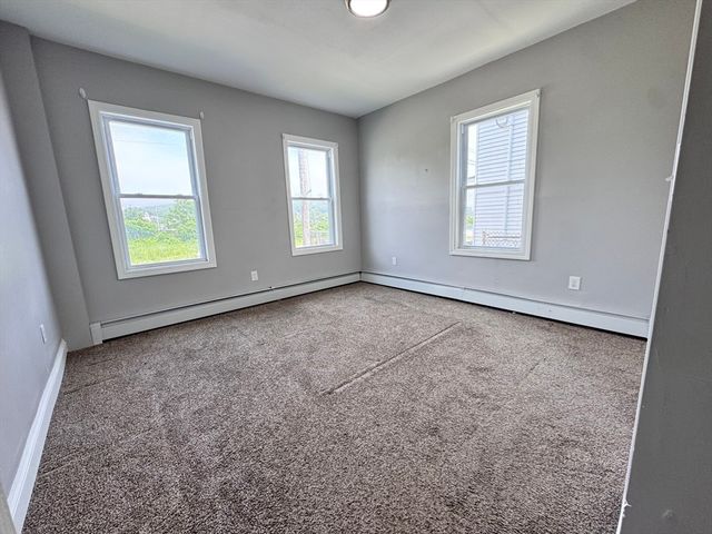 286 Kimball St 2, Fitchburg, MA 01420