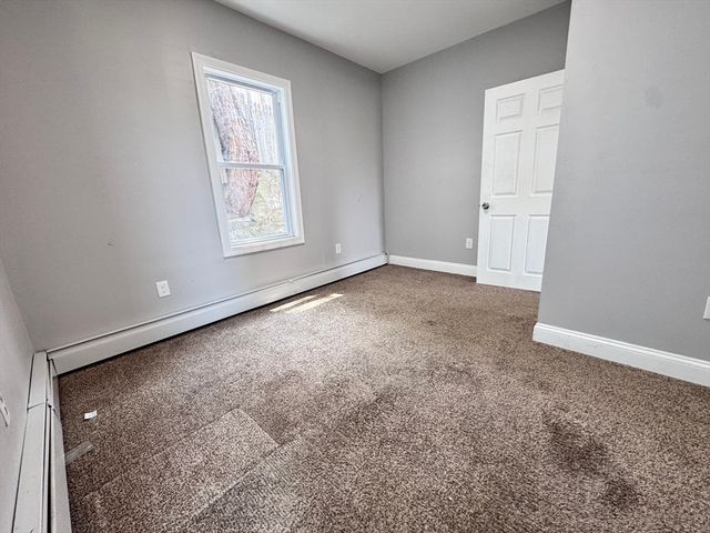 286 Kimball St 2, Fitchburg, MA 01420