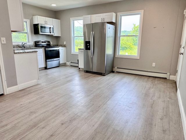286 Kimball St 2, Fitchburg, MA 01420