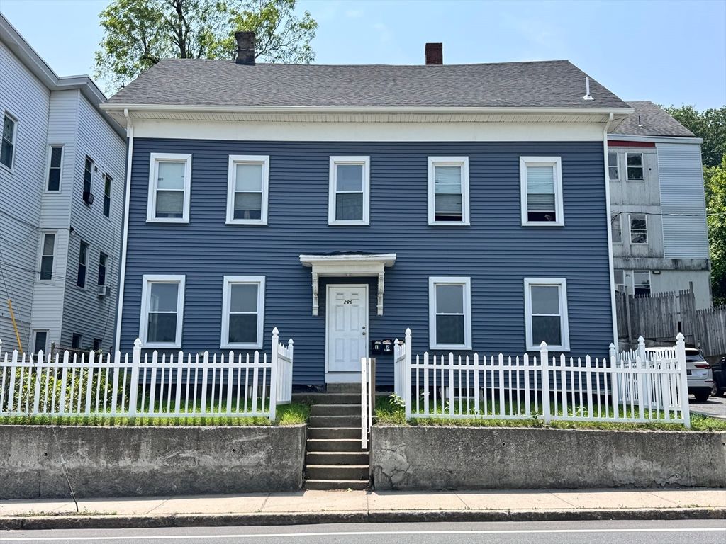 286 Kimball St 2, Fitchburg, MA 01420