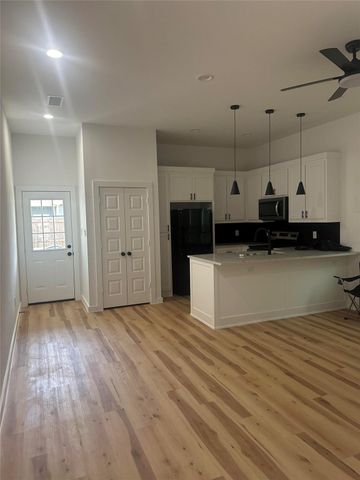 2095 Bourland B, Greenville, TX 75401