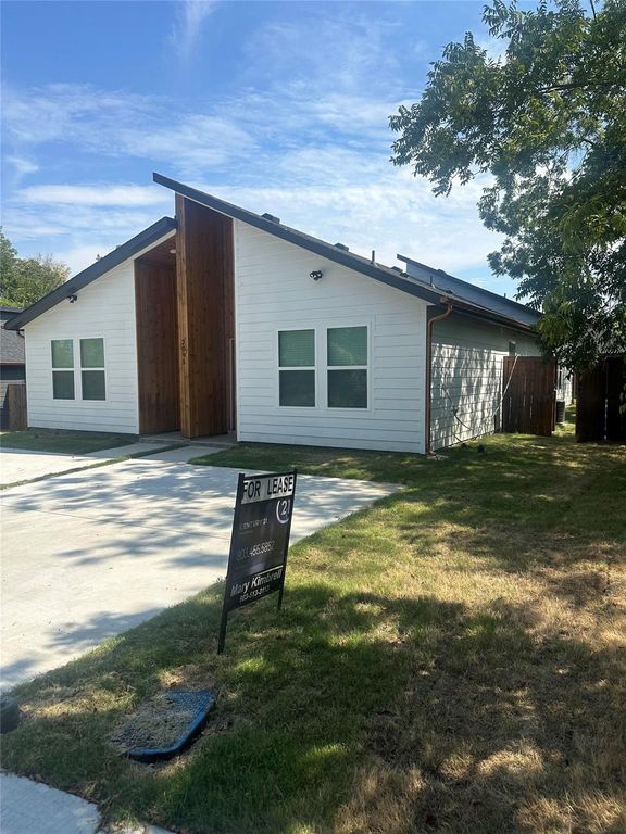 2095 Bourland B, Greenville, TX 75401