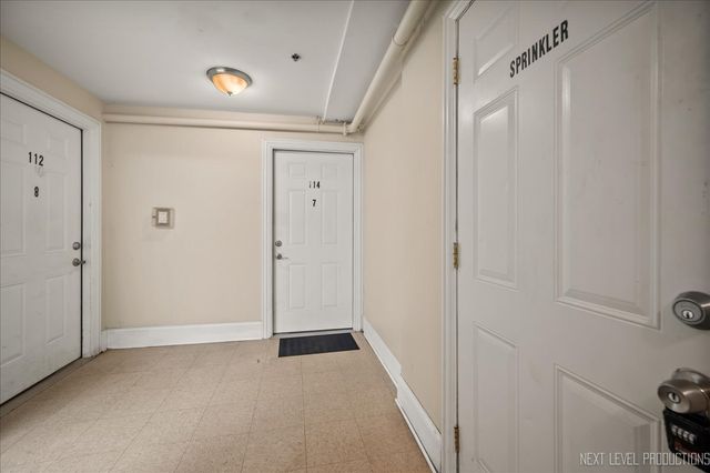 112-114 N Center Street, Joliet, IL 60435