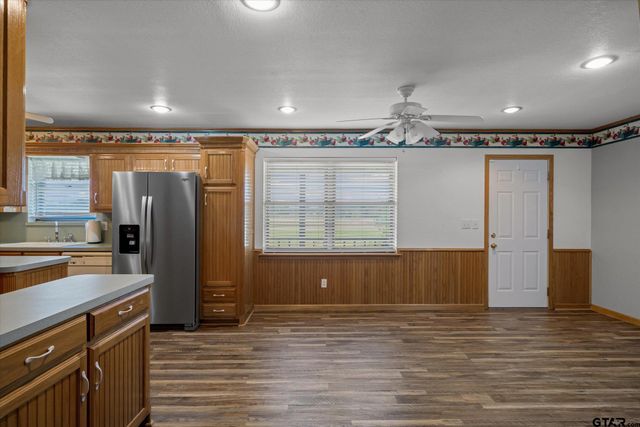 3121 VZ County Road 1215, Grand Saline, TX 75140
