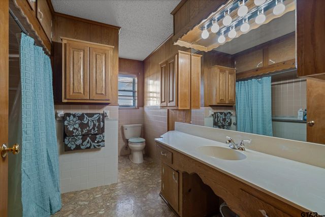 3121 VZ County Road 1215, Grand Saline, TX 75140