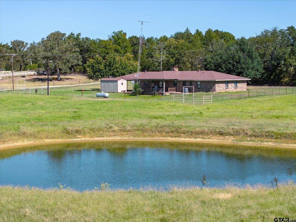 3121 VZ County Road 1215, Grand Saline, TX 75140