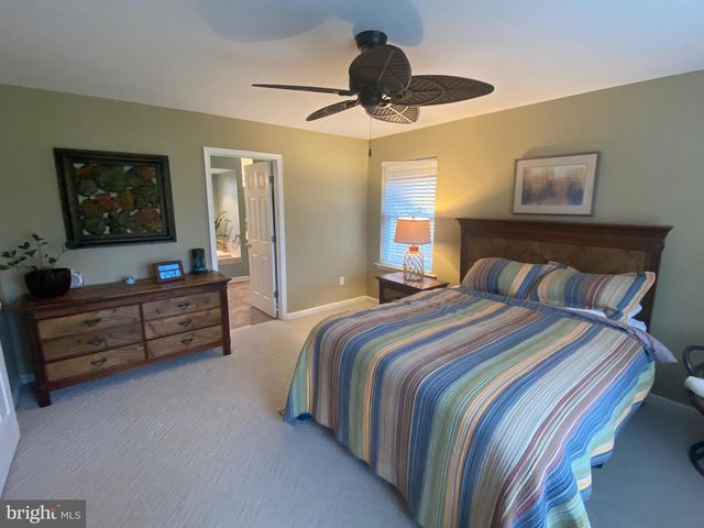 13 FAIRWAY AVE, Georgetown, DE 19947