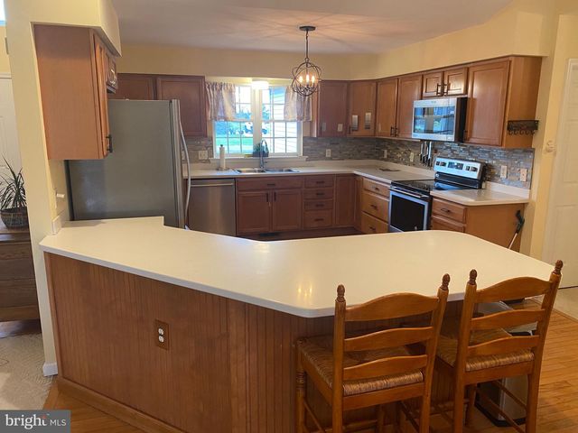 13 FAIRWAY AVE, Georgetown, DE 19947