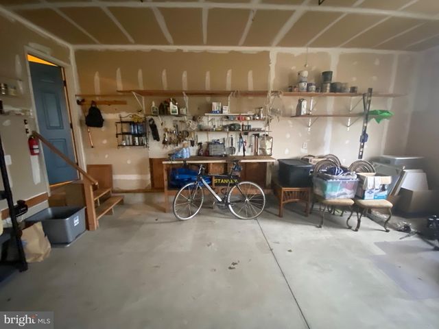 13 FAIRWAY AVE, Georgetown, DE 19947