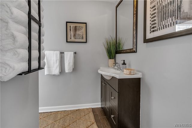 1985 Ridge Road, West Seneca, NY 14224