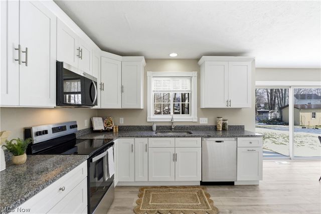 675 Meadowlark Road, Painesville Twp, OH 44077