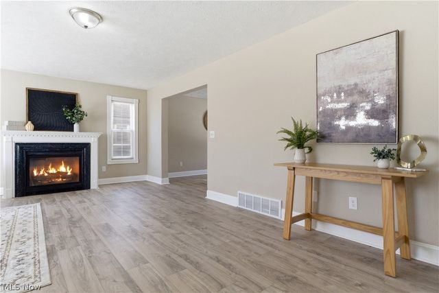 675 Meadowlark Road, Painesville Twp, OH 44077