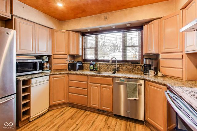 6324 Homestead Drive, Indianapolis, IN 46227