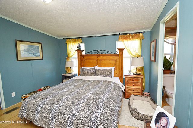 228 Hopkins Seafood Road, Belhaven, NC 27810