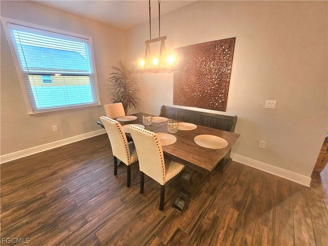 1919 SW 26th TER, Cape Coral, FL 33914