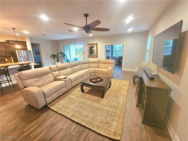 1919 SW 26th TER, Cape Coral, FL 33914