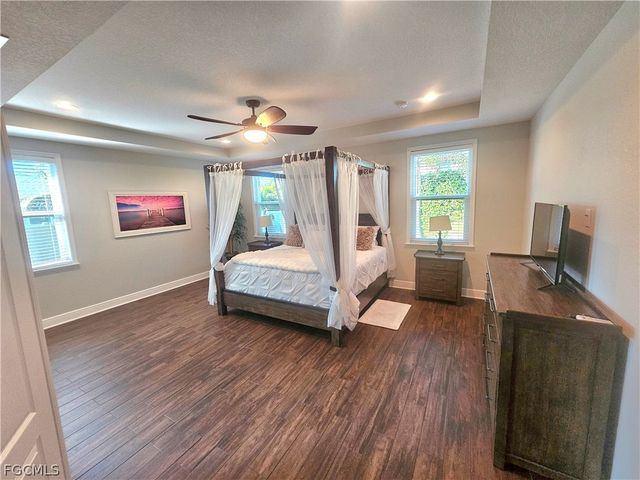 1919 SW 26th TER, Cape Coral, FL 33914