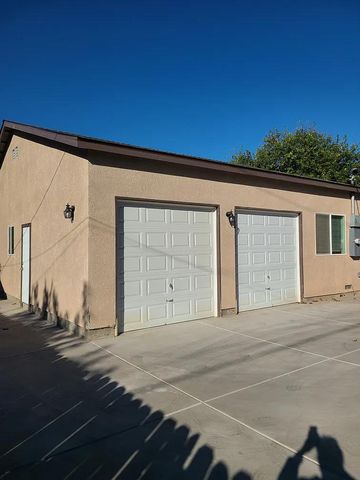 243 S Carroll Ave, Stockton, CA 95215