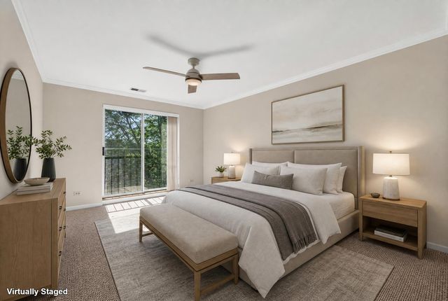 815 Leicester Road 320A, Elk Grove Village, IL 60007