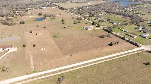 4599 Oakwood Estates, Bryan, TX 77808