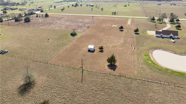 4599 Oakwood Estates, Bryan, TX 77808