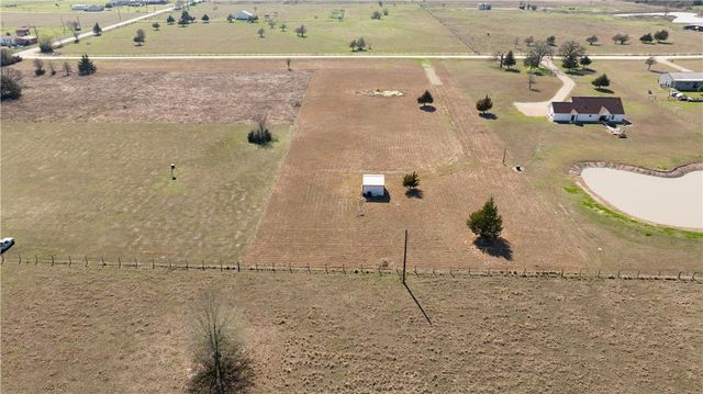 4599 Oakwood Estates, Bryan, TX 77808