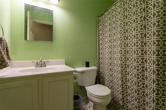 9005 Glen Falls Lane, Denton, TX 76210