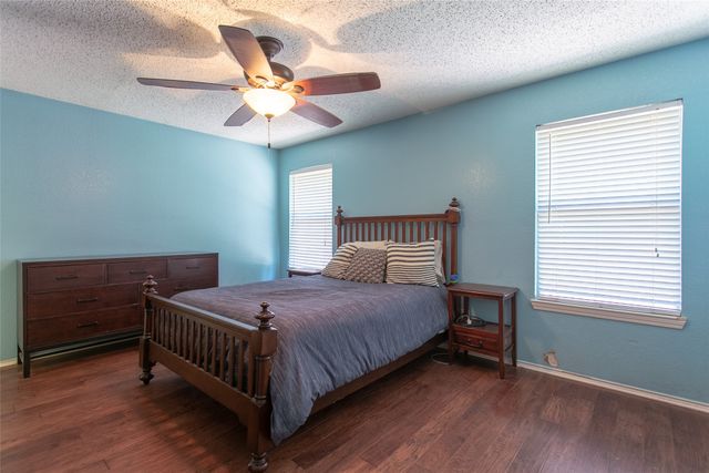 9005 Glen Falls Lane, Denton, TX 76210