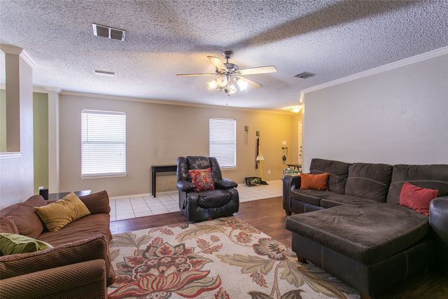 9005 Glen Falls Lane, Denton, TX 76210