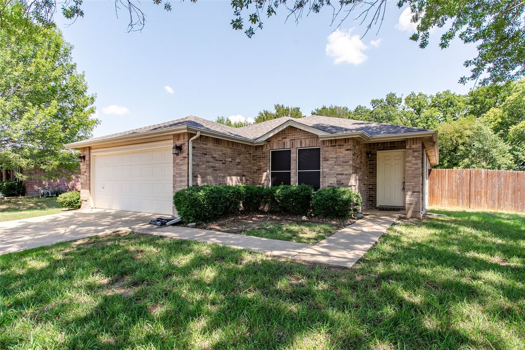 9005 Glen Falls Lane, Denton, TX 76210