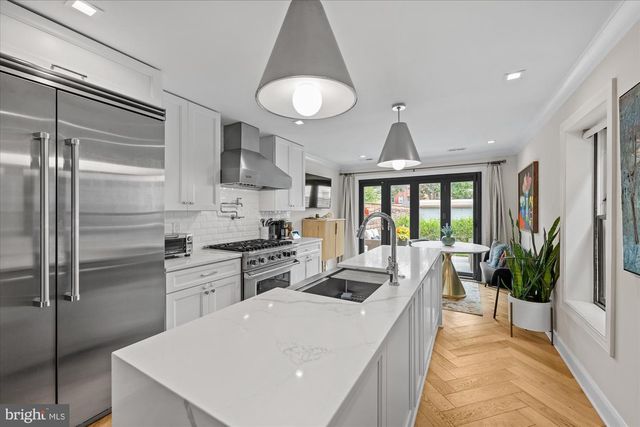 933 O ST NW, Washington, DC 20001
