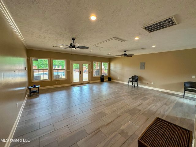 3375 N Ratliff Road, Jackson, MS 39209