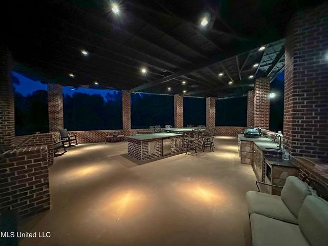 3375 N Ratliff Road, Jackson, MS 39209