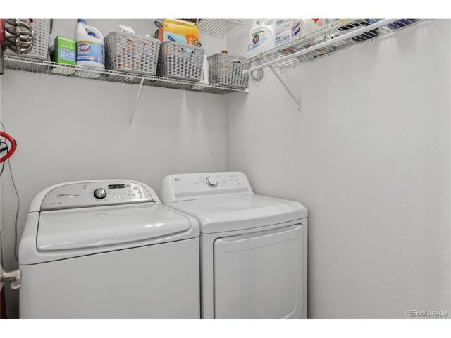 7242 S Old Hammer Ct, Aurora, CO 80016