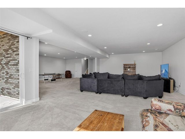 7242 S Old Hammer Ct, Aurora, CO 80016