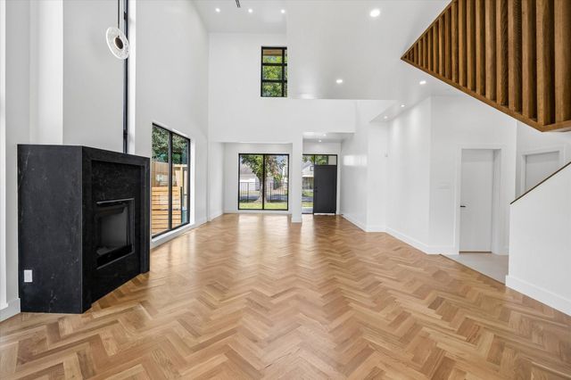 2218 Gostick Street, Houston, TX 77008
