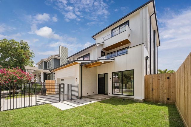 2218 Gostick Street, Houston, TX 77008