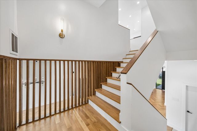 2218 Gostick Street, Houston, TX 77008