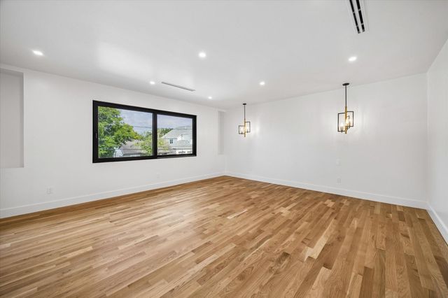 2218 Gostick Street, Houston, TX 77008