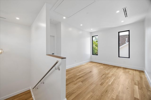 2218 Gostick Street, Houston, TX 77008