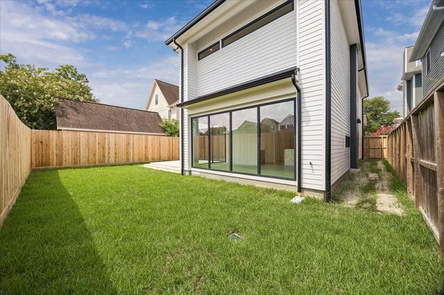 2218 Gostick Street, Houston, TX 77008