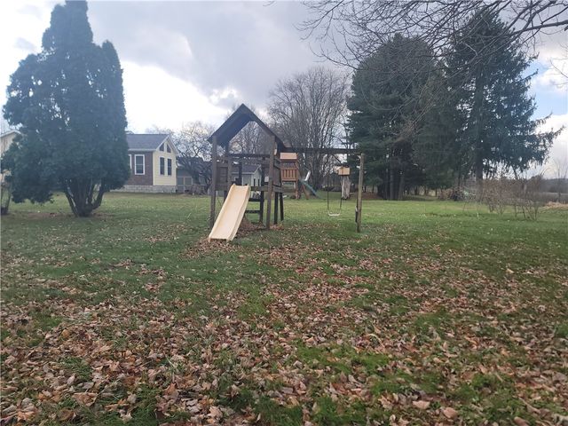 1331 Fayette New Wilmington Rd, Wilmington Twp, PA 16142