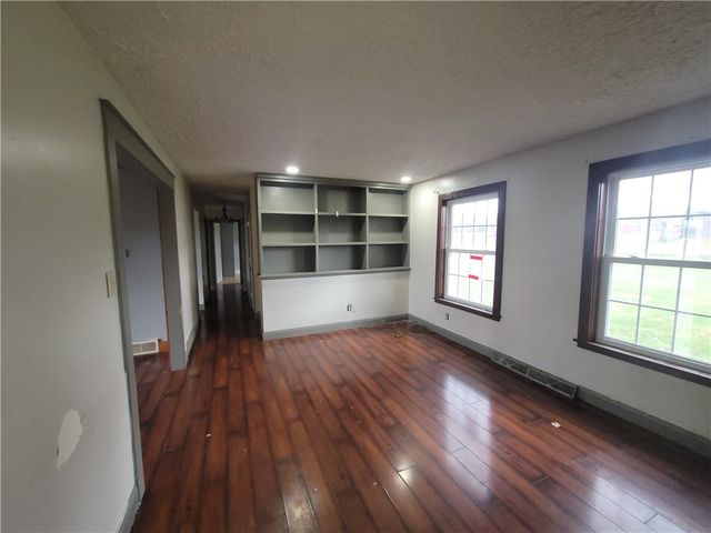 1331 Fayette New Wilmington Rd, Wilmington Twp, PA 16142