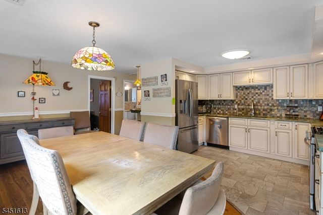 10 Wendy Terrace, Garfield City, NJ 07026